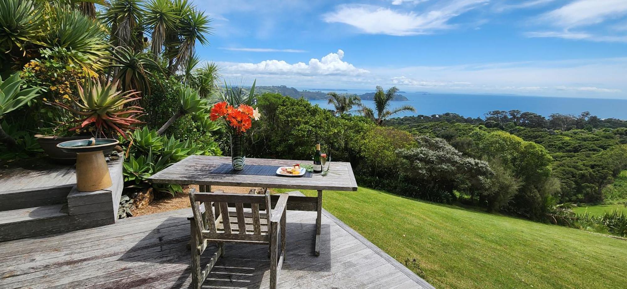 Nikau Apartments Waiheke Island Onetangi Exterior photo